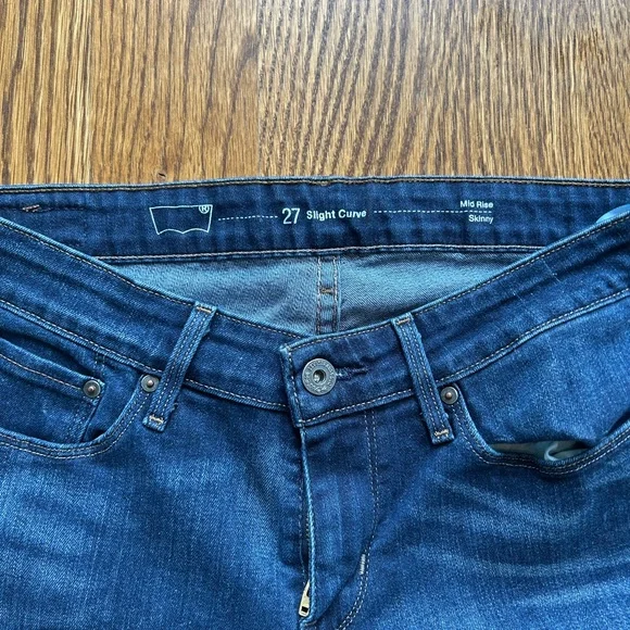Levi’s slight curve mid rise skinny jeans size 27 - Picture 4 of 8